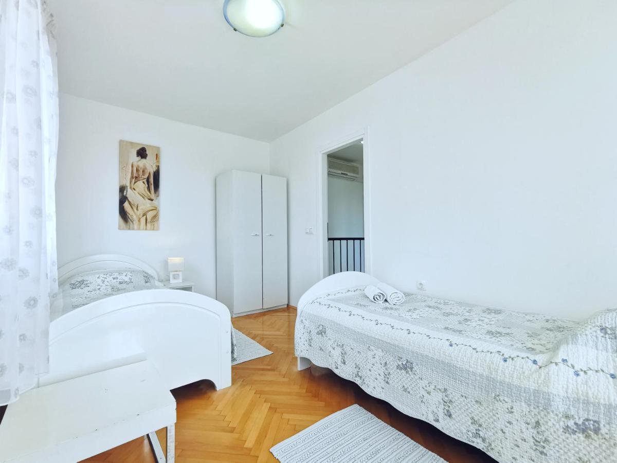 Apartments Doris Сплит Экстерьер фото